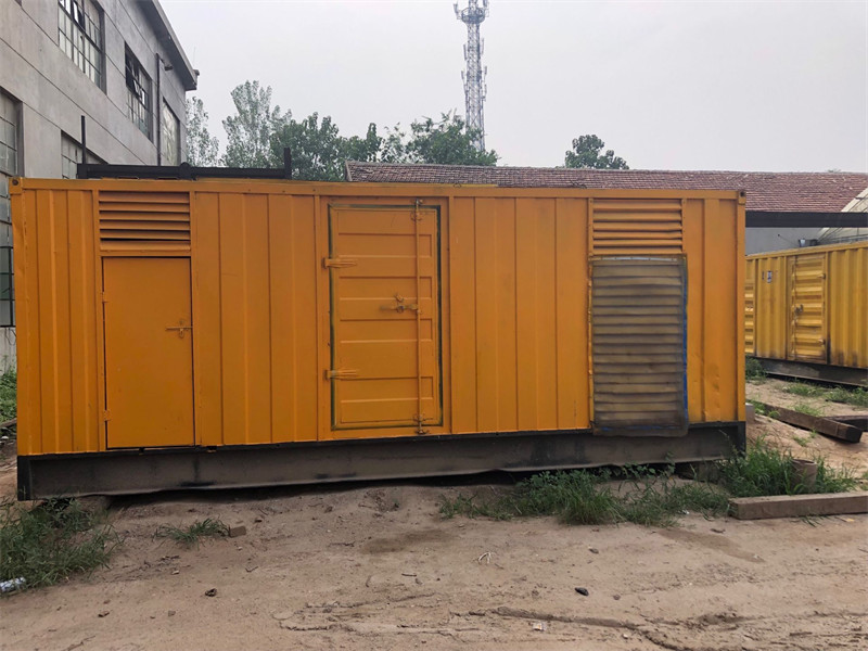 长丰发电机出租进行负载测试时，电瓶电量不足的具体判断标准是什么？
